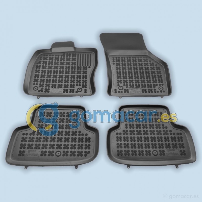 VW GOLF VII (5G1, BE1, BE2, BQ1, BA5, BV5) desde 2012 - . / Juego Alfombras de goma - AR0117