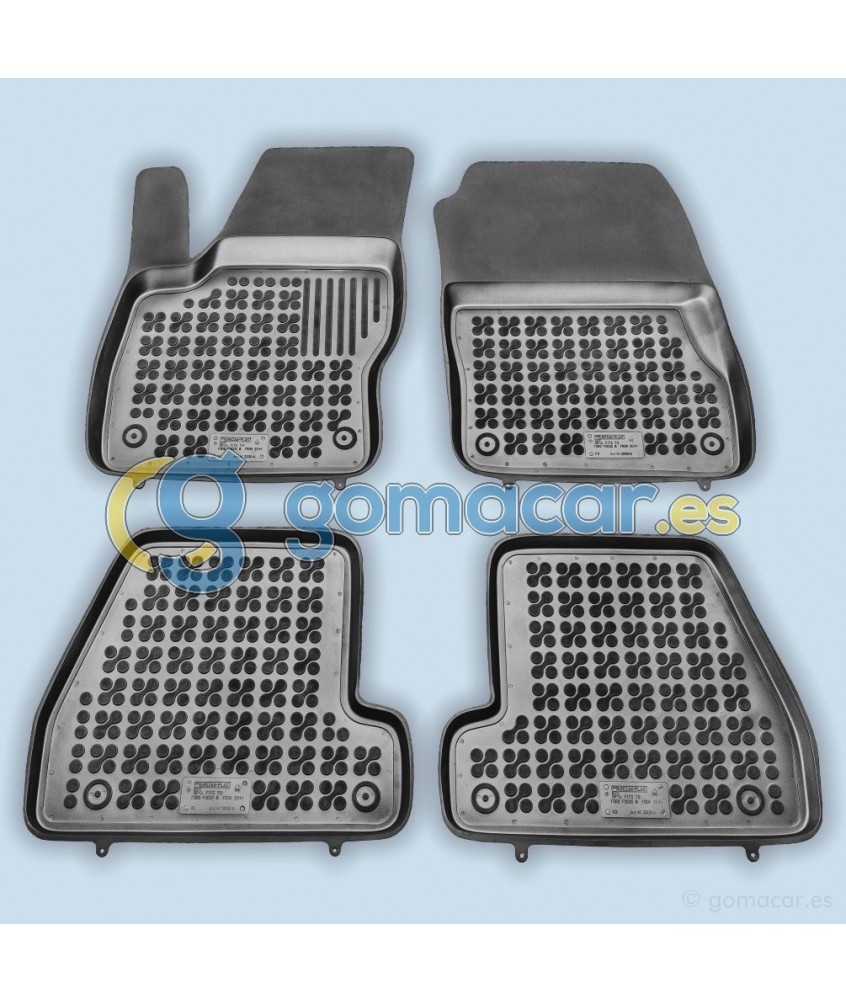 Ford FOCUS desde 2011 - . / Juego Alfombras de goma - AR0614